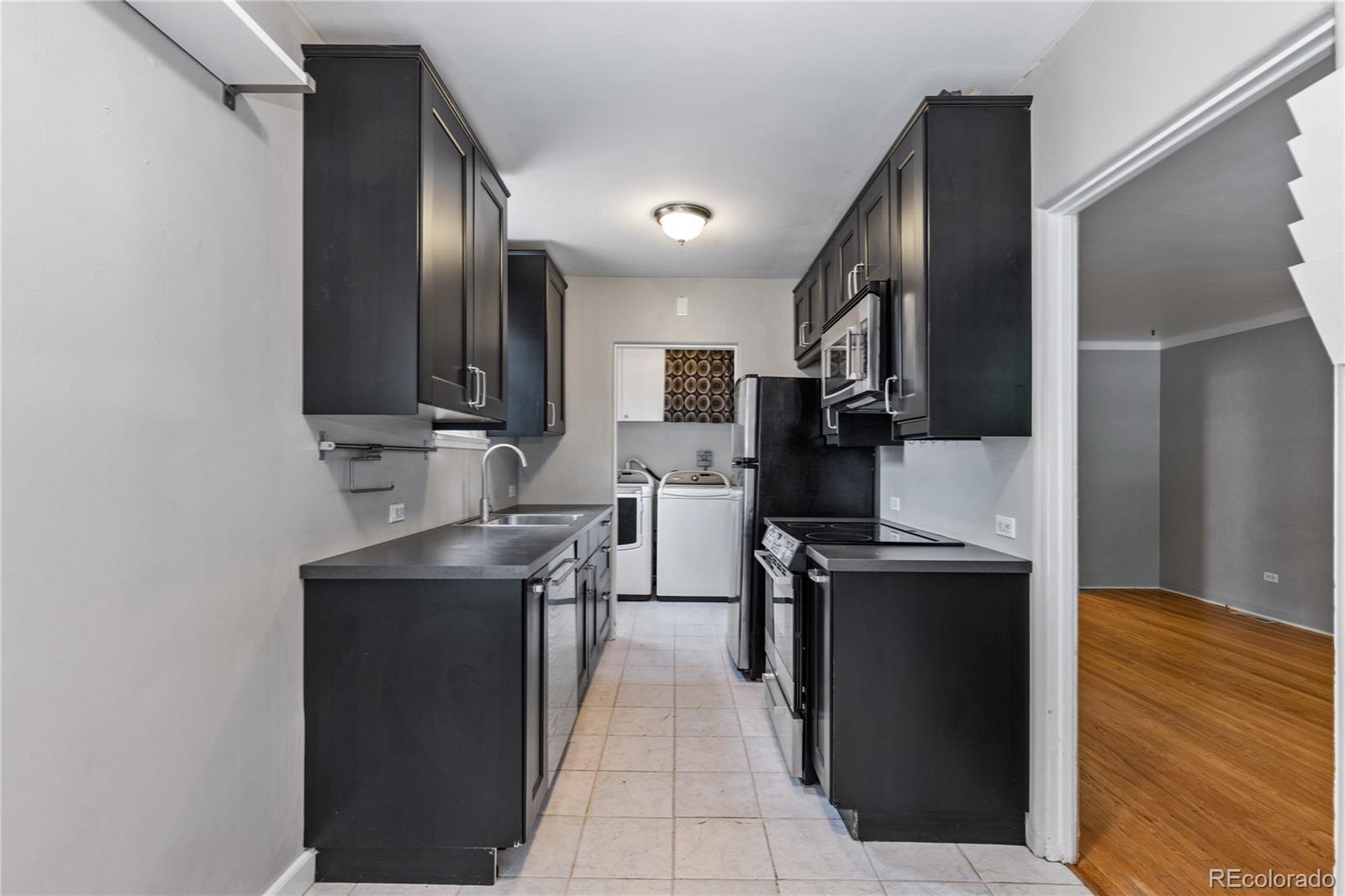 MLS Image #11 for 2640 s marion street,denver, Colorado