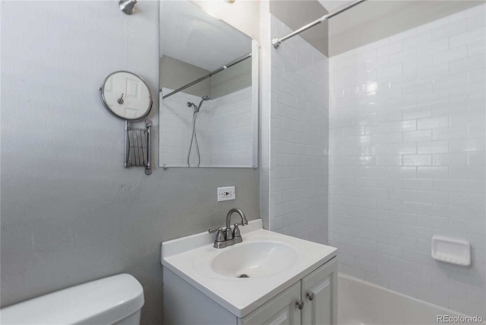 MLS Image #16 for 2640 s marion street,denver, Colorado
