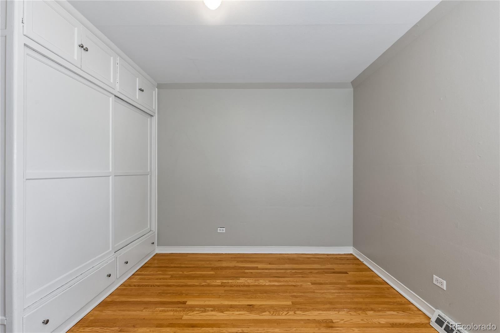 MLS Image #21 for 2640 s marion street,denver, Colorado