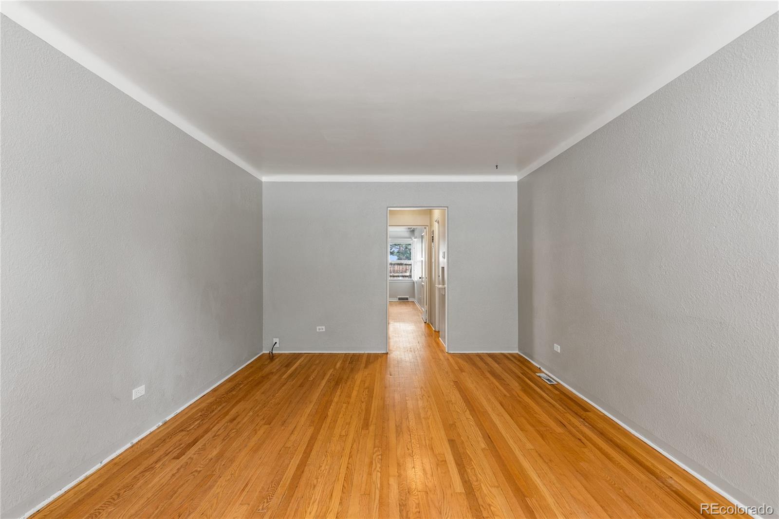 MLS Image #5 for 2640 s marion street,denver, Colorado
