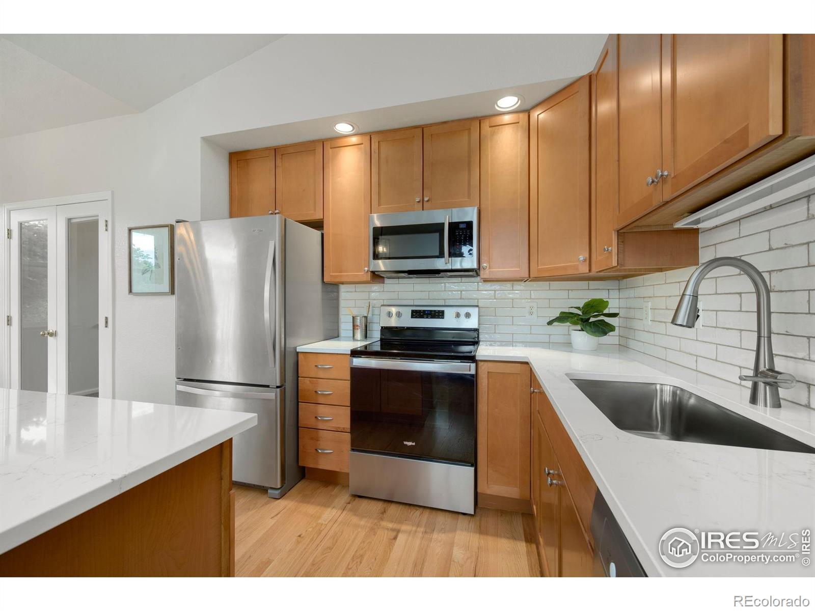 MLS Image #3 for 2075  grays peak drive,loveland, Colorado