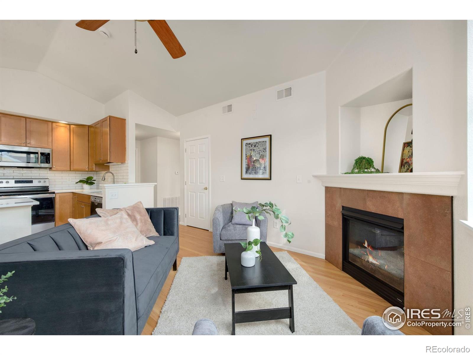 MLS Image #4 for 2075  grays peak drive,loveland, Colorado