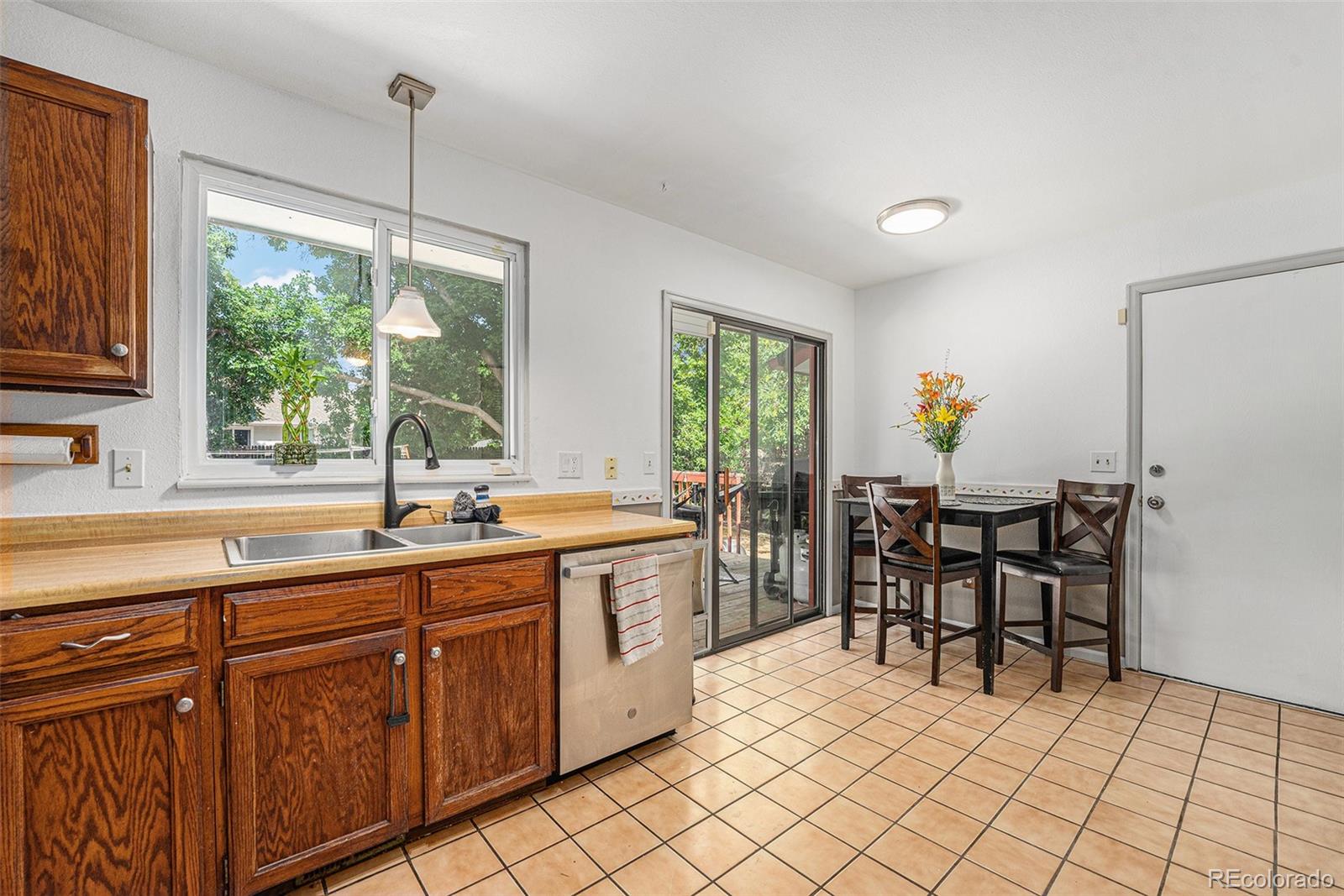 MLS Image #4 for 9354  field lane,westminster, Colorado
