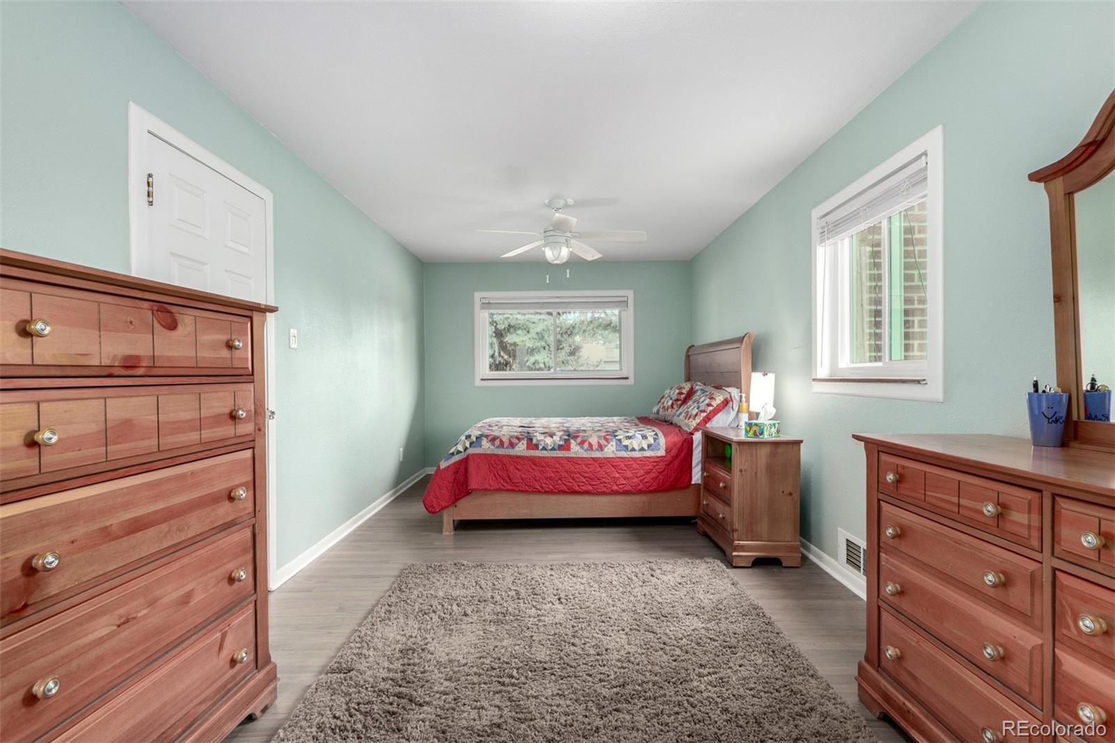 MLS Image #19 for 2733 s vrain street,denver, Colorado