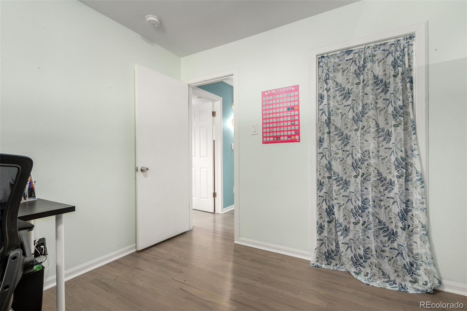 MLS Image #25 for 2733 s vrain street,denver, Colorado
