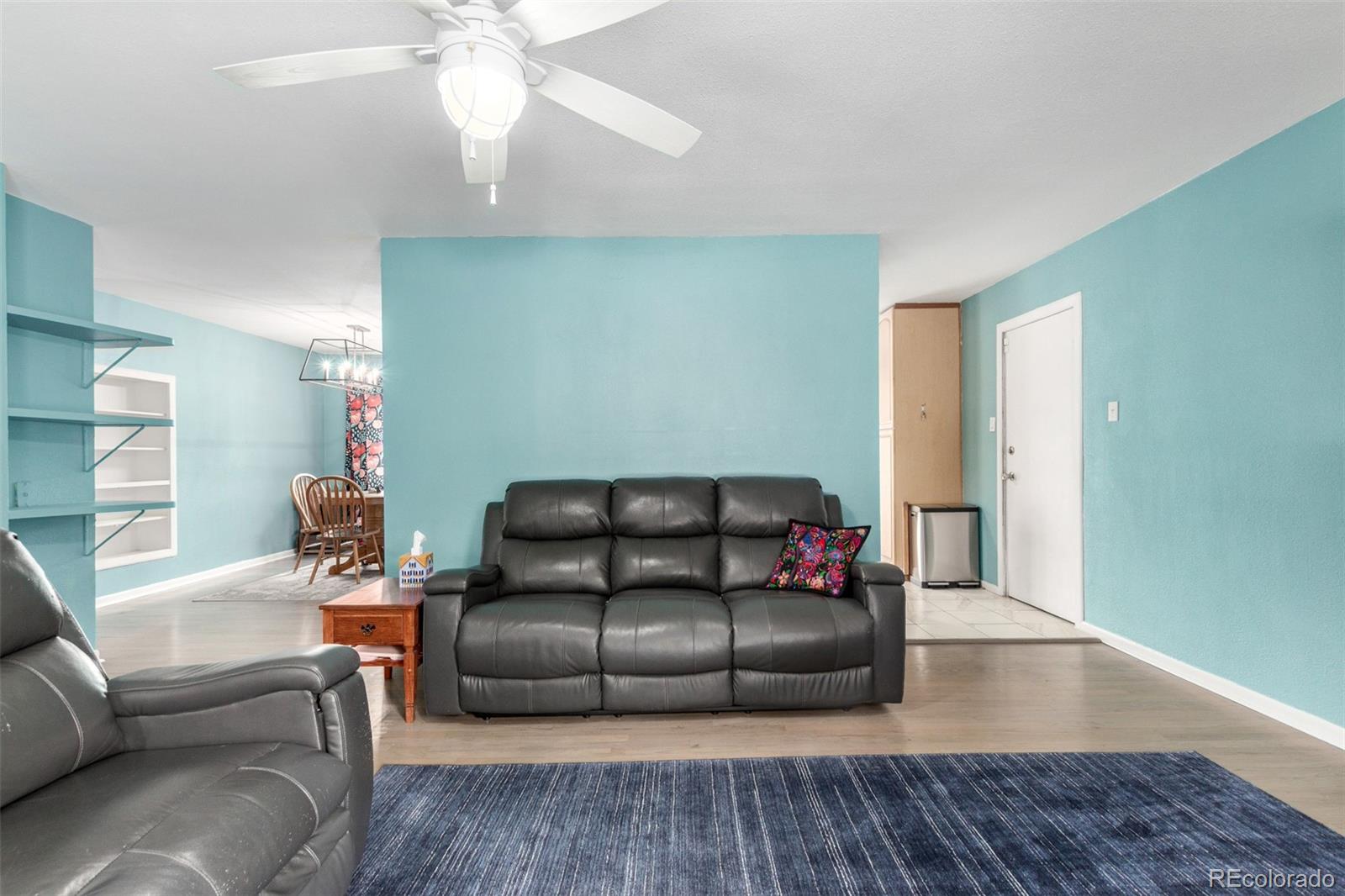 MLS Image #7 for 2733 s vrain street,denver, Colorado