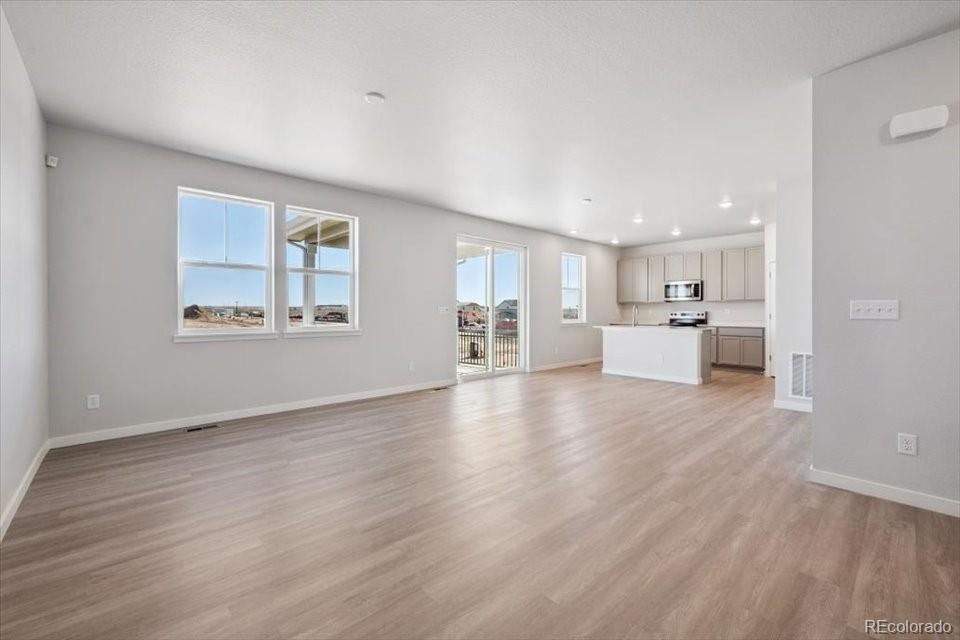 MLS Image #3 for 4740 n valdai court,aurora, Colorado