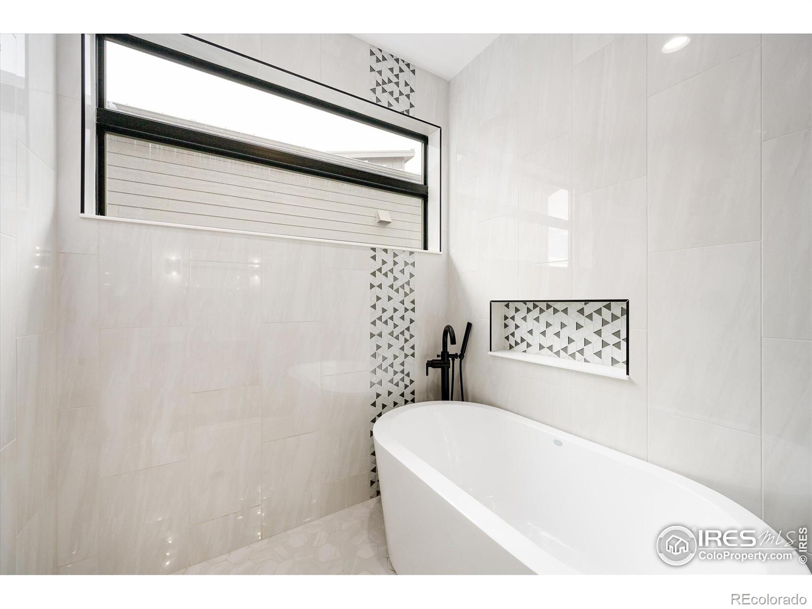 MLS Image #17 for 2145  picture pointe drive,windsor, Colorado