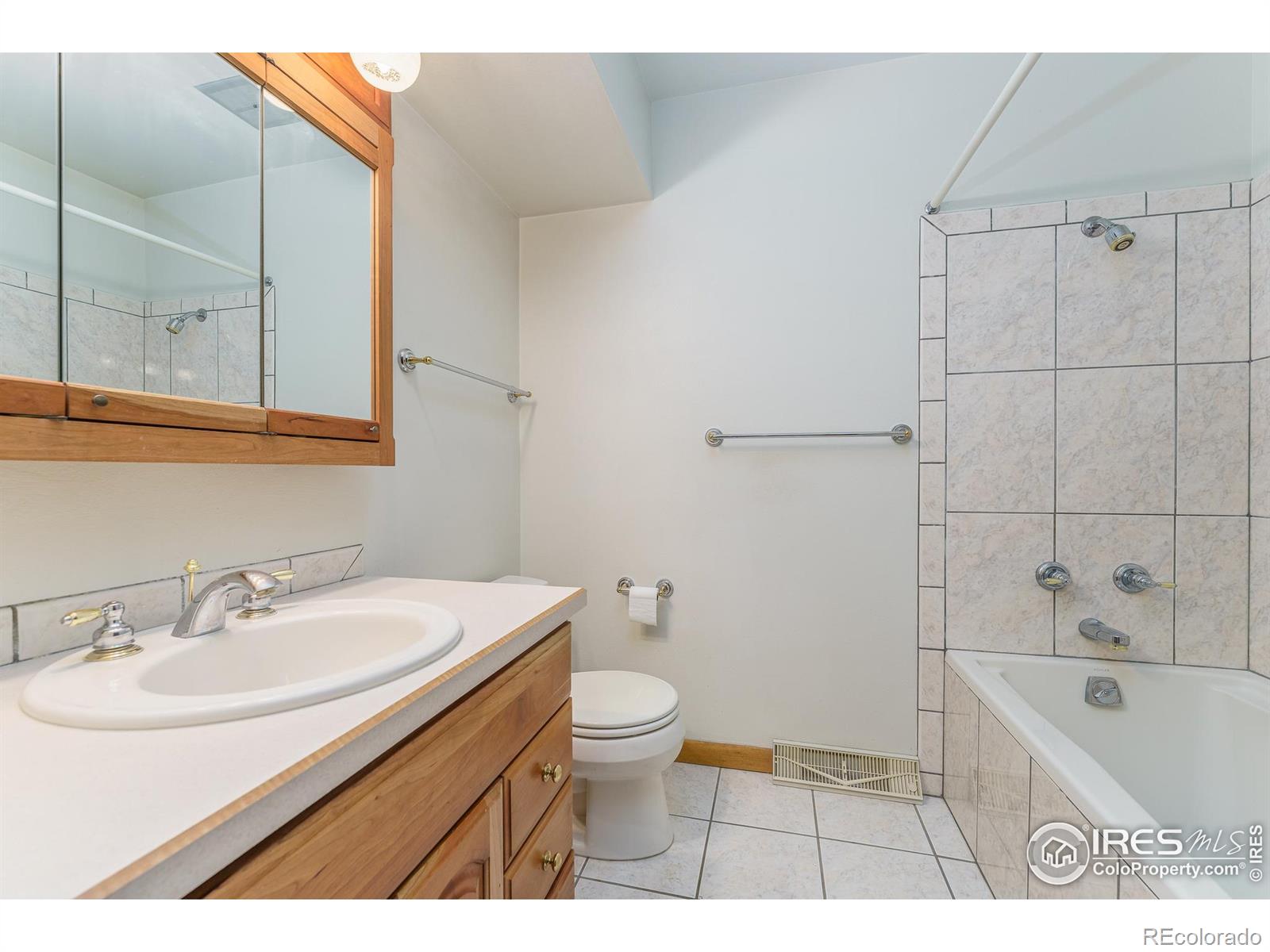MLS Image #21 for 13313 w utah circle,lakewood, Colorado