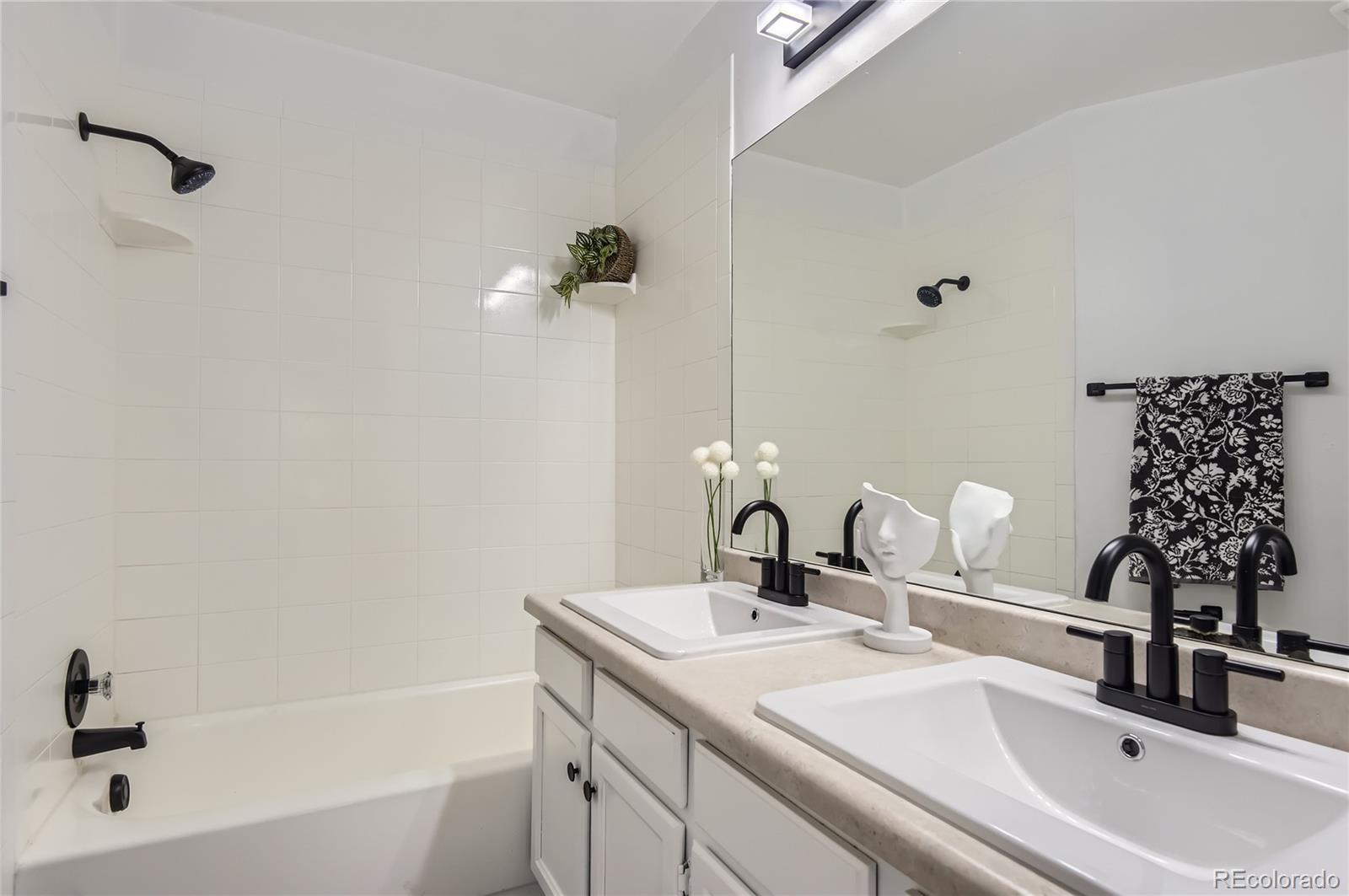 MLS Image #21 for 14129 e dickinson drive d,aurora, Colorado