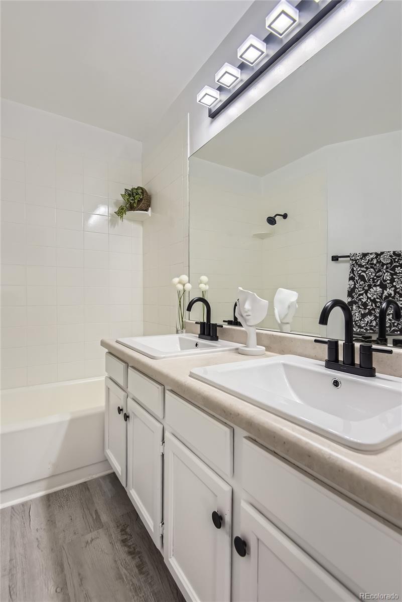 MLS Image #22 for 14129 e dickinson drive d,aurora, Colorado