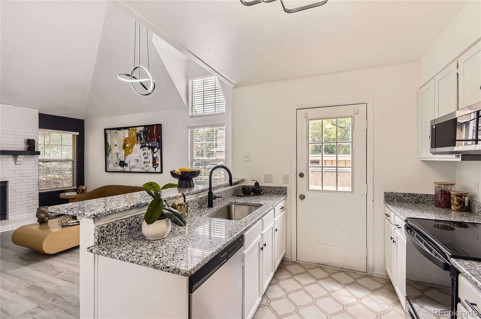 MLS Image #9 for 14129 e dickinson drive d,aurora, Colorado
