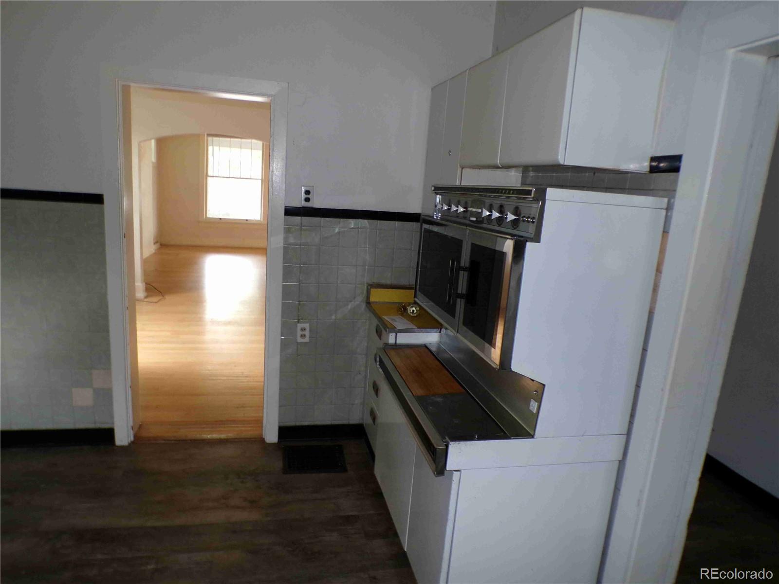 MLS Image #14 for 1346 s logan street,denver, Colorado