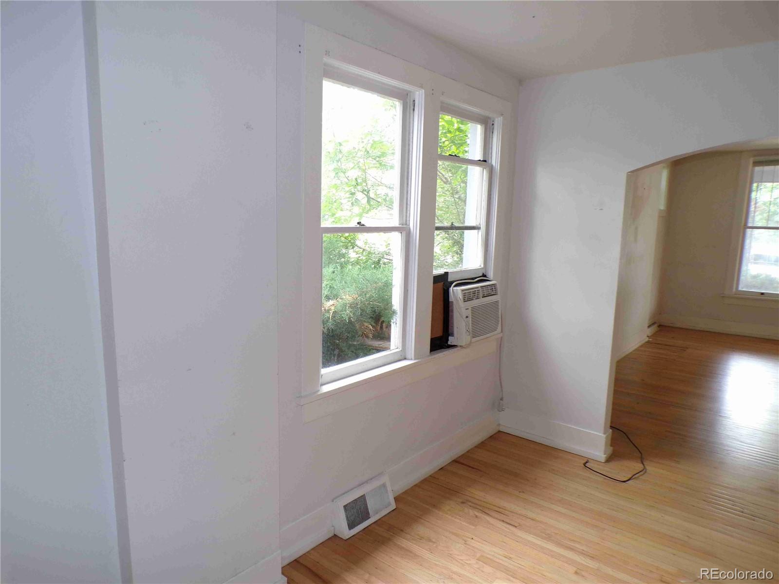 MLS Image #3 for 1346 s logan street,denver, Colorado