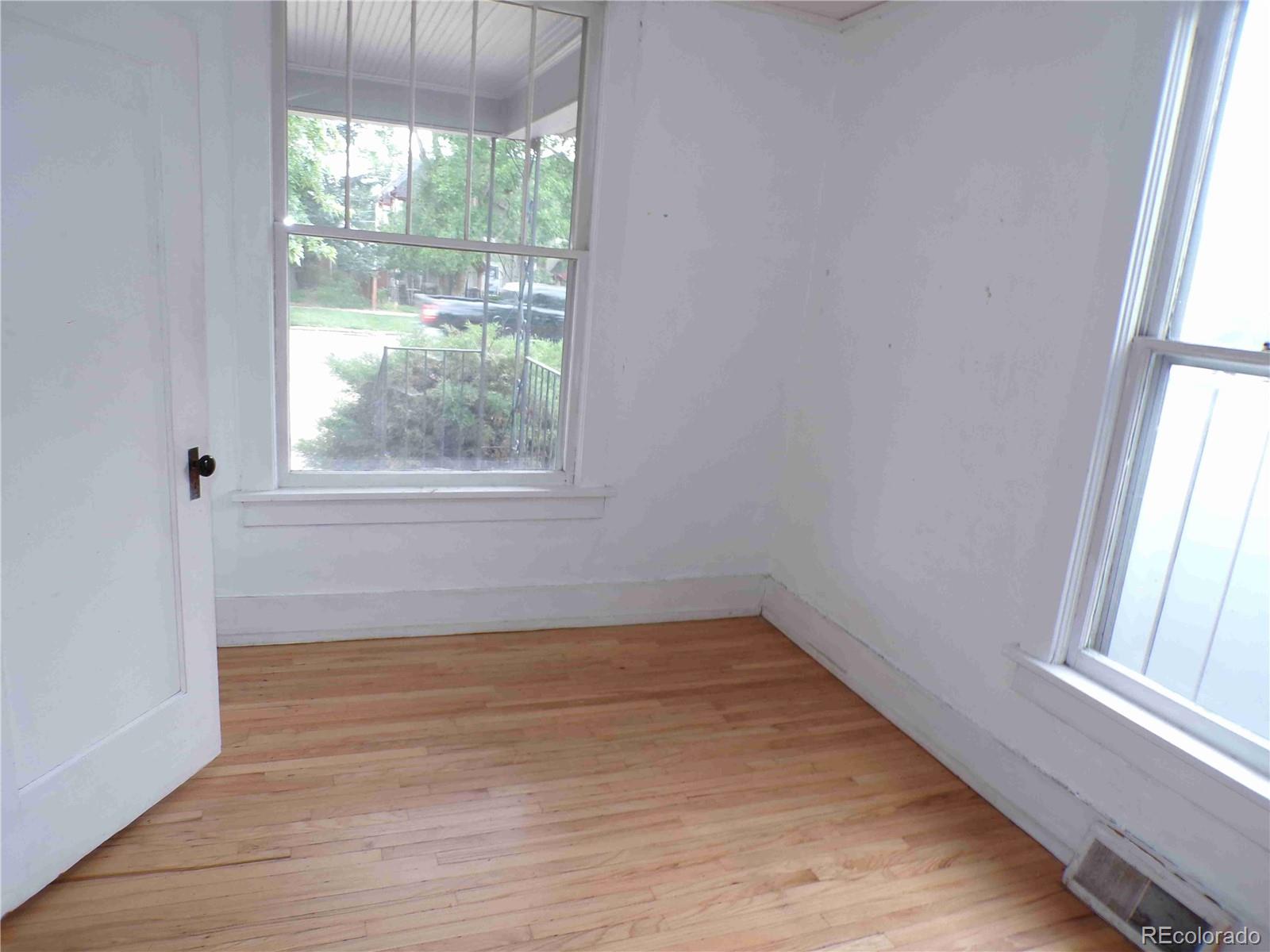 MLS Image #7 for 1346 s logan street,denver, Colorado