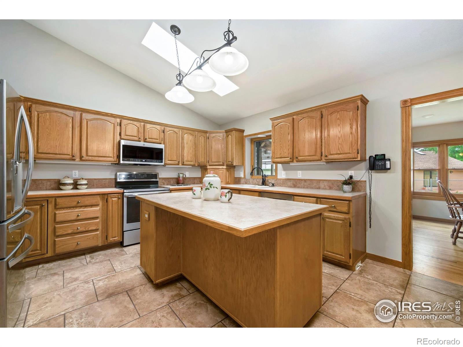 MLS Image #3 for 908  pine drive,windsor, Colorado