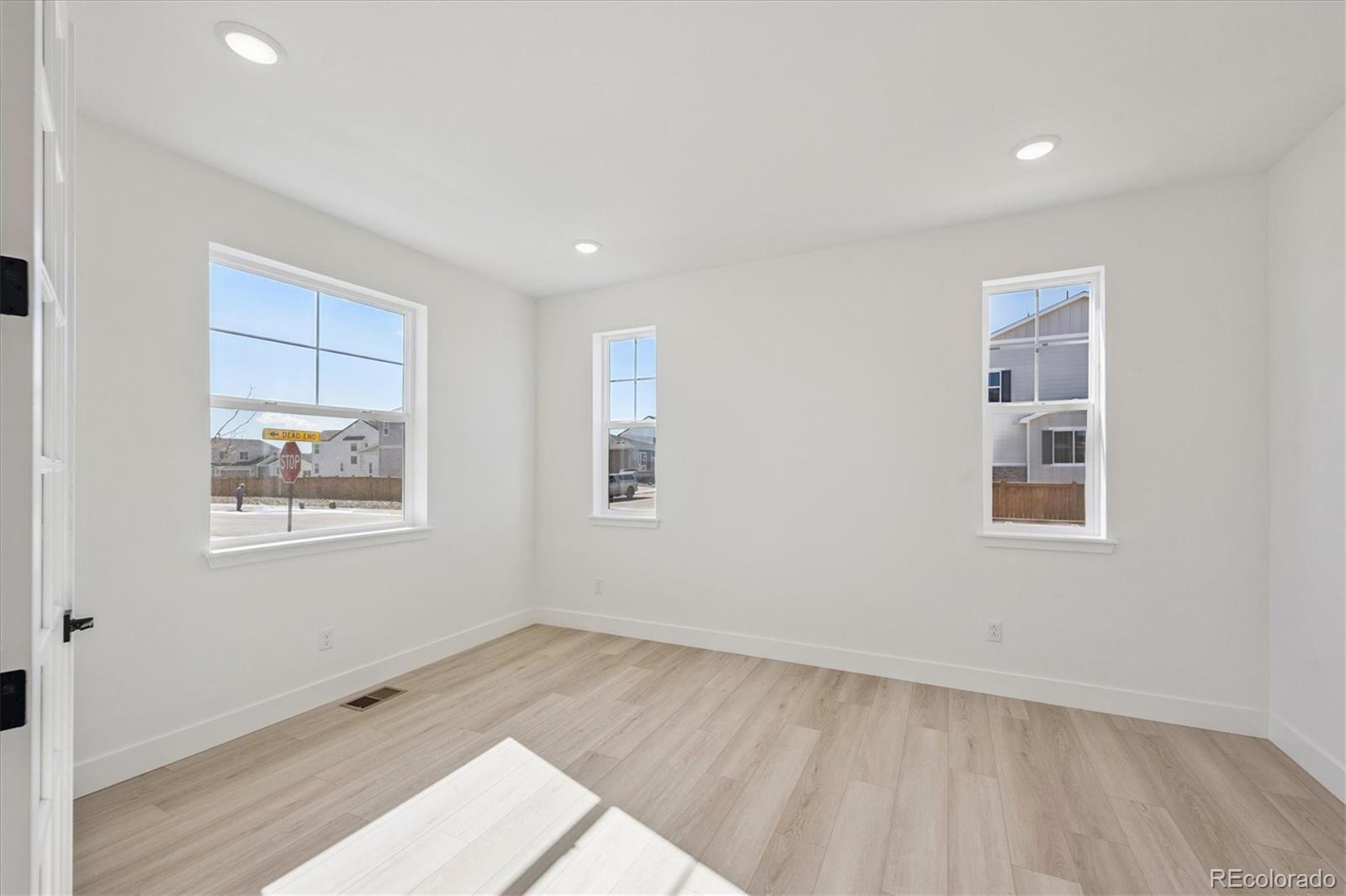 MLS Image #2 for 7127 e 126th place,thornton, Colorado