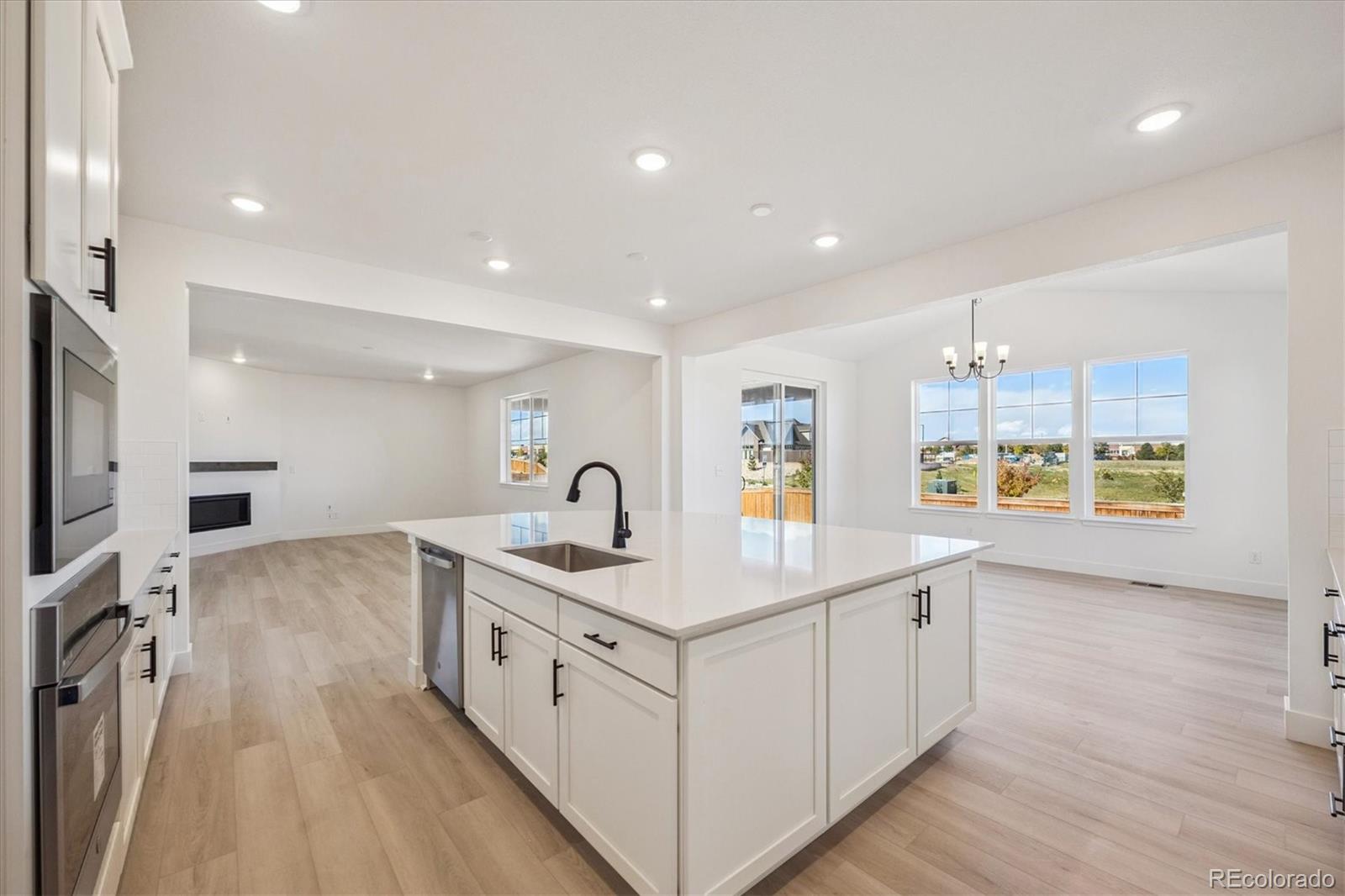 MLS Image #8 for 7127 e 126th place,thornton, Colorado