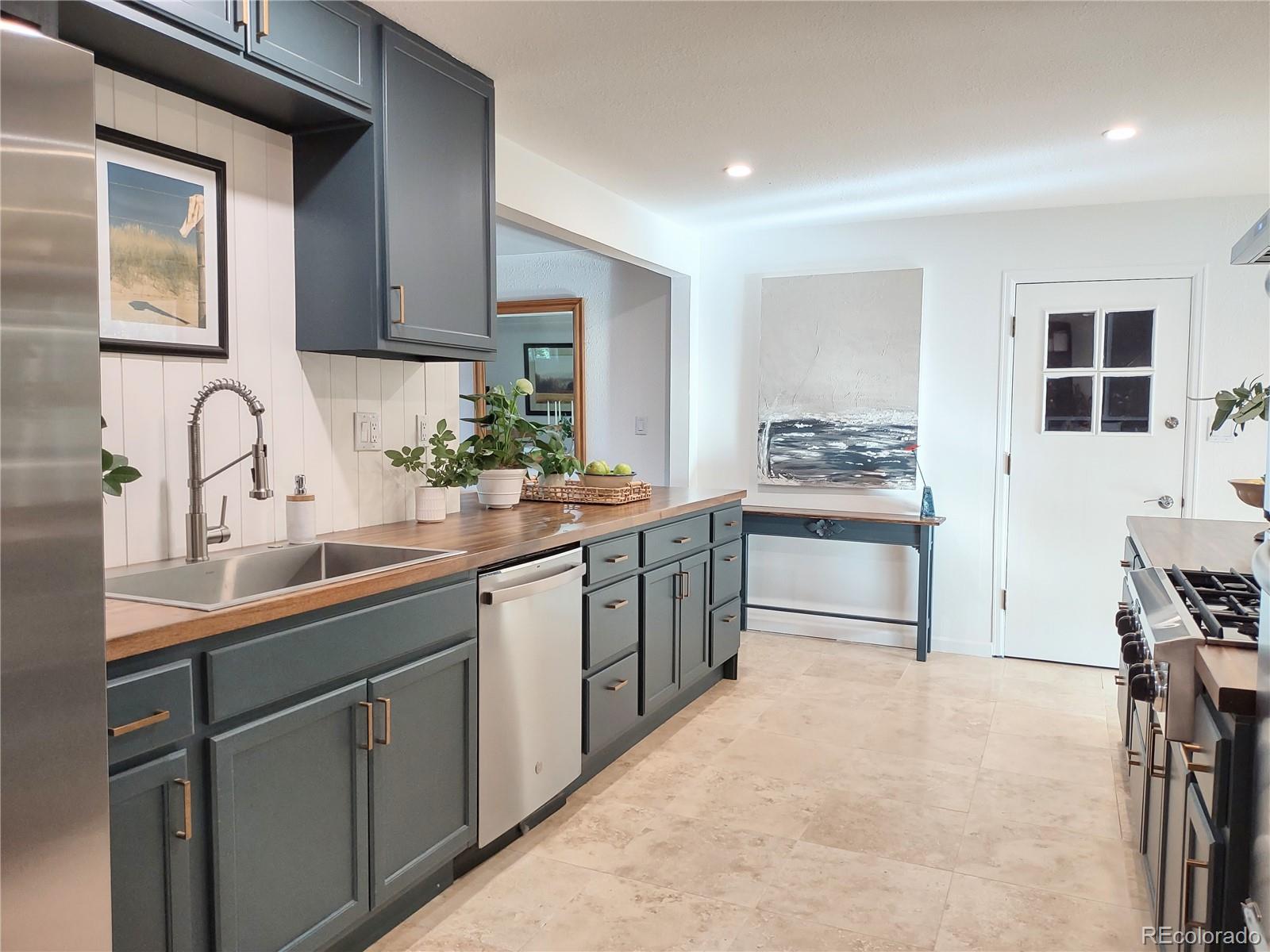 MLS Image #4 for 141  pierce drive,colorado springs, Colorado