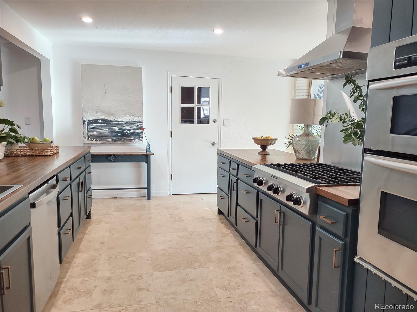 MLS Image #5 for 141  pierce drive,colorado springs, Colorado