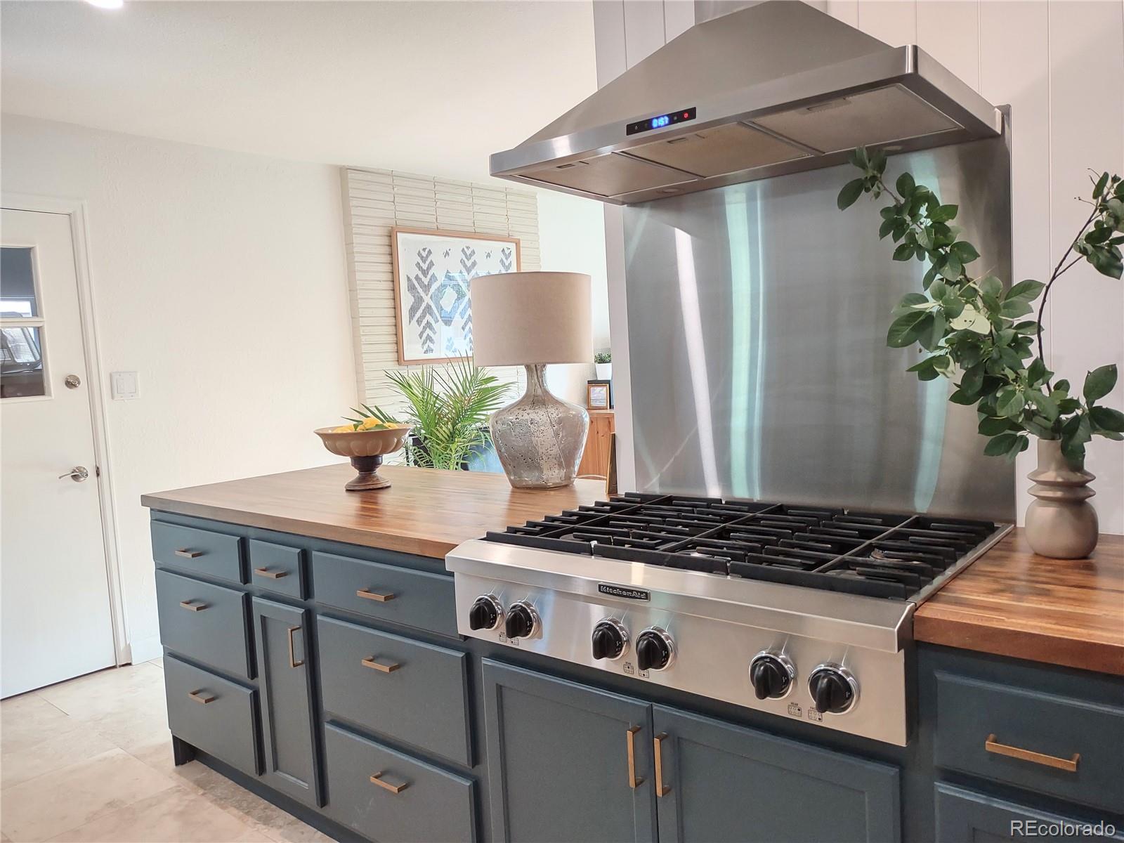 MLS Image #8 for 141  pierce drive,colorado springs, Colorado