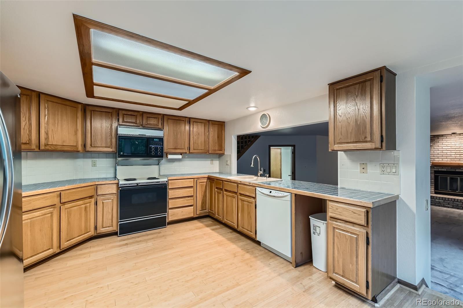 MLS Image #4 for 9670 w 70th avenue,arvada, Colorado