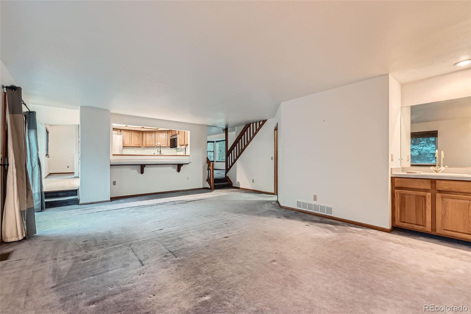 MLS Image #5 for 9670 w 70th avenue,arvada, Colorado
