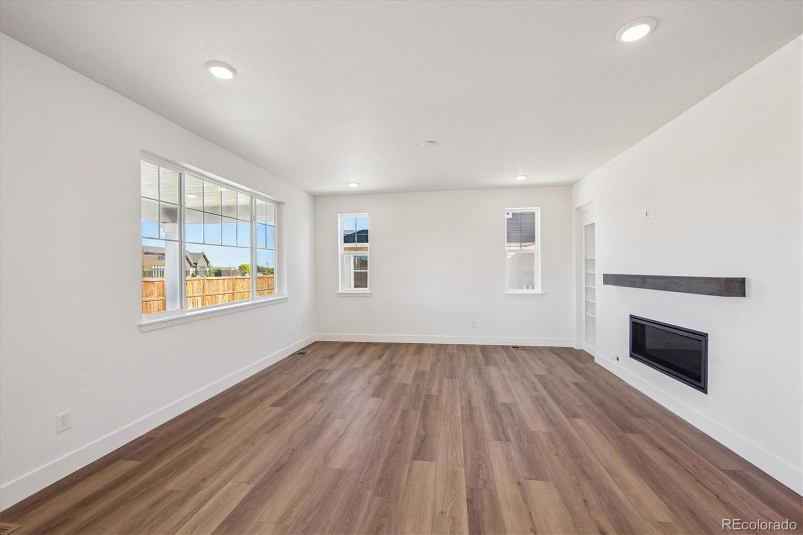 MLS Image #4 for 7037 e 126th place,thornton, Colorado