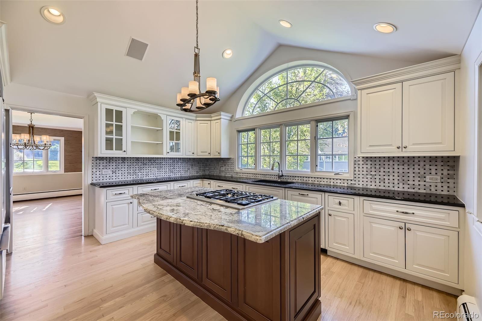 MLS Image #7 for 2991 s fillmore way,denver, Colorado