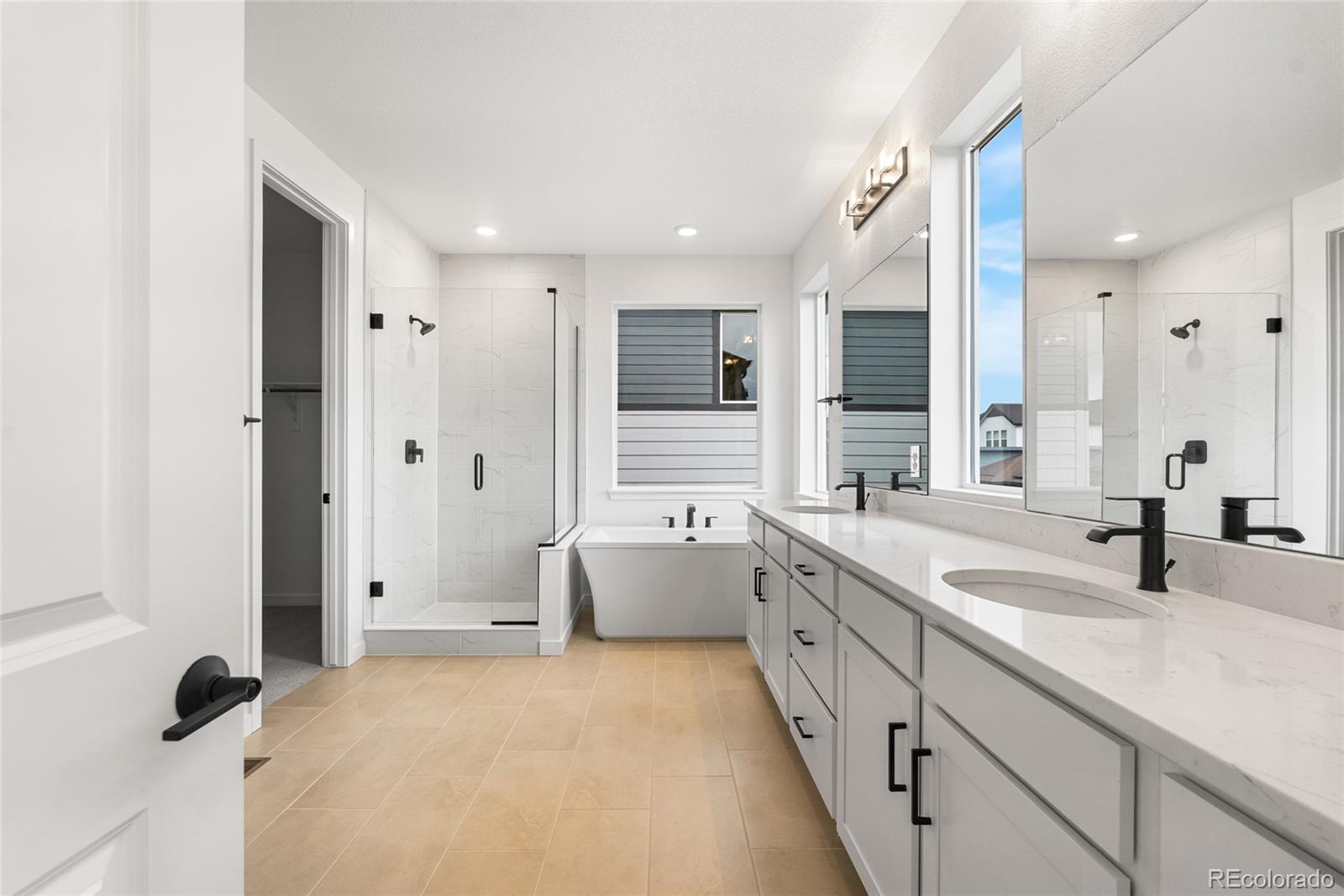 MLS Image #14 for 8465  silverton lane,littleton, Colorado