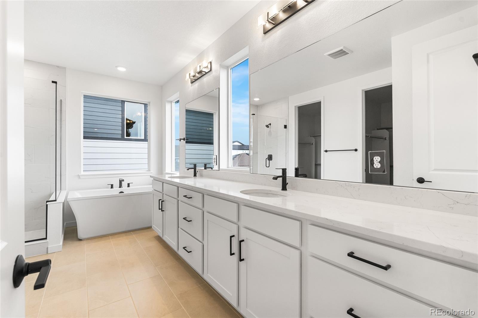 MLS Image #15 for 8465  silverton lane,littleton, Colorado