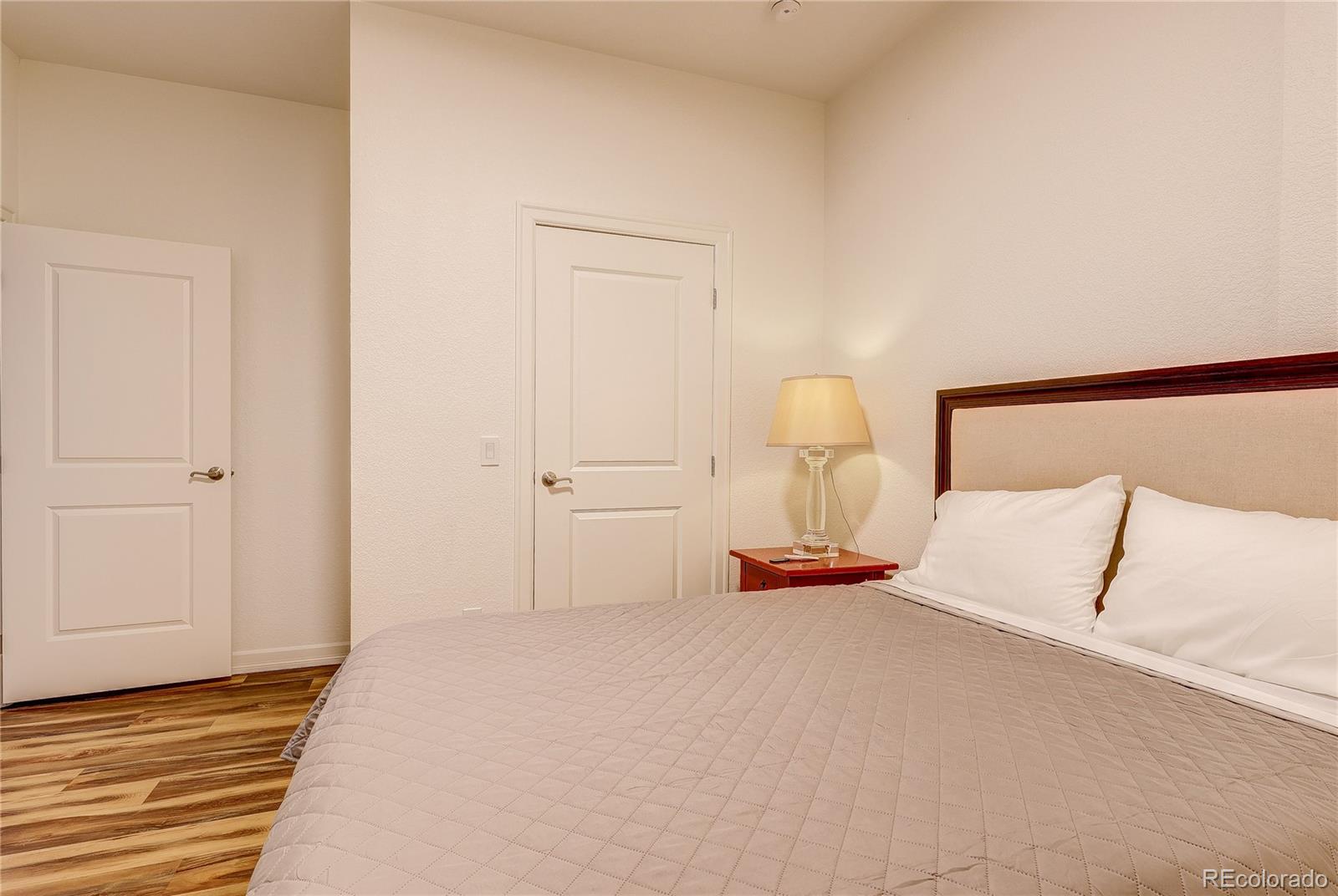 MLS Image #20 for 2200 s university boulevard,denver, Colorado