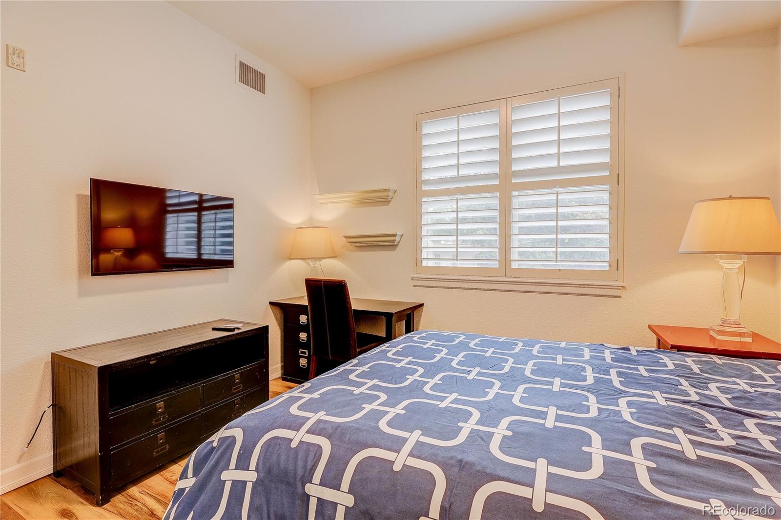 MLS Image #22 for 2200 s university boulevard,denver, Colorado