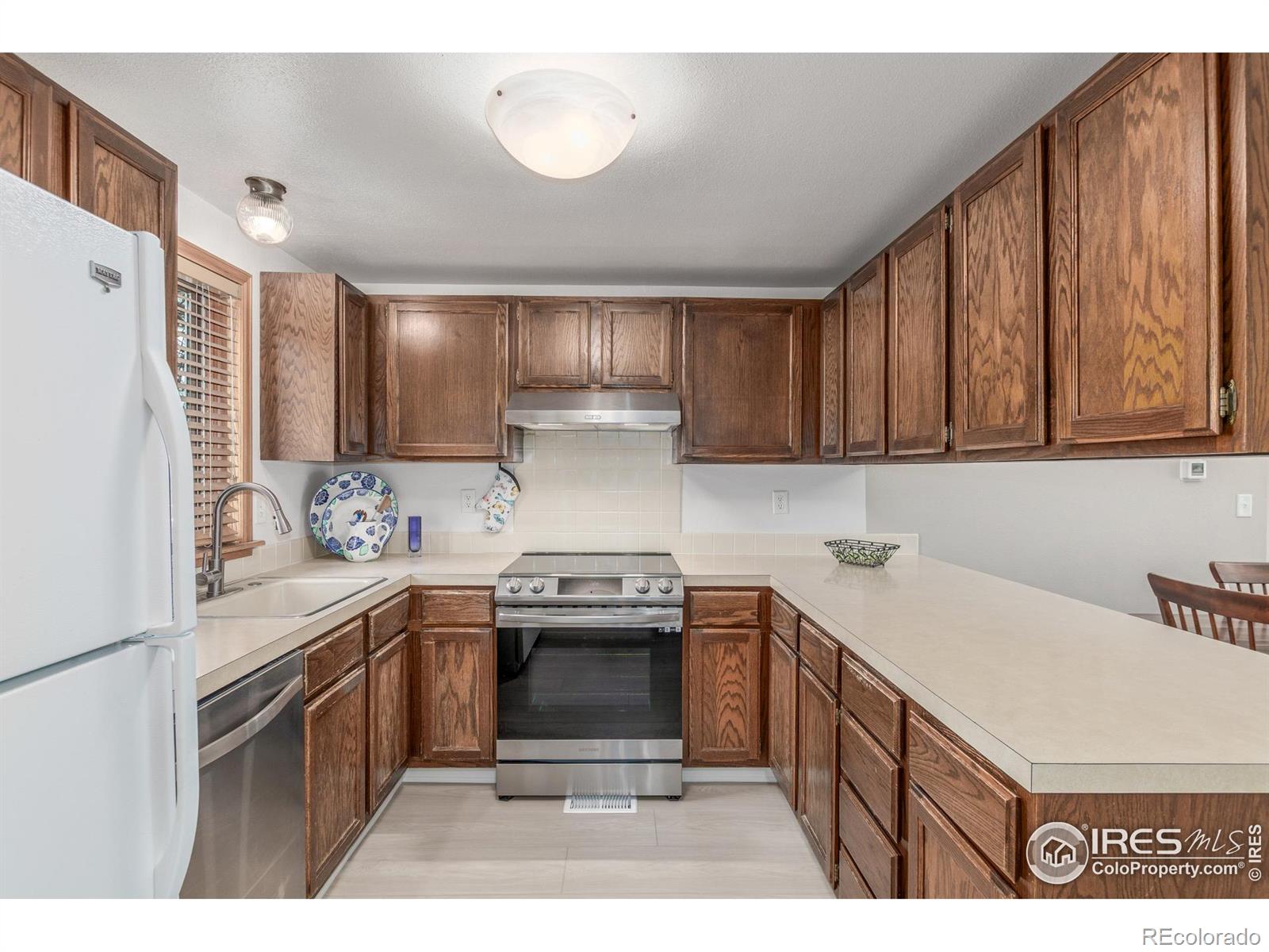 MLS Image #6 for 2707 w stuart street,fort collins, Colorado