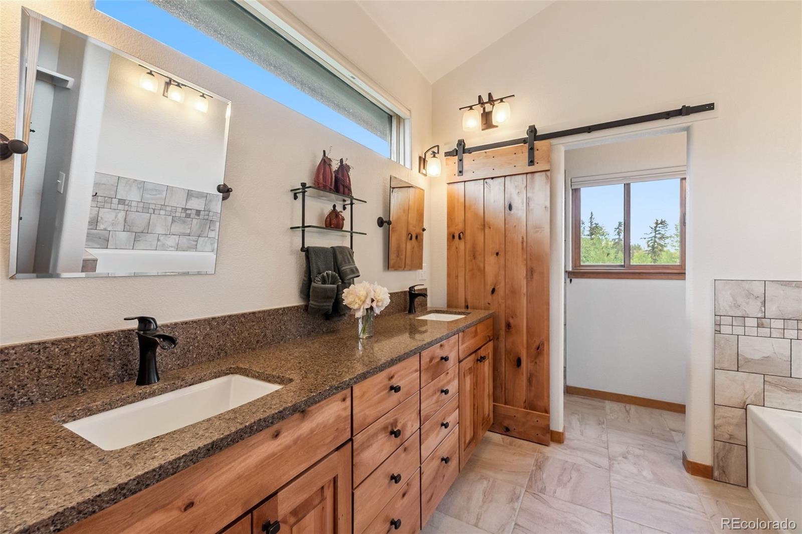 MLS Image #20 for 31  montane court,dillon, Colorado