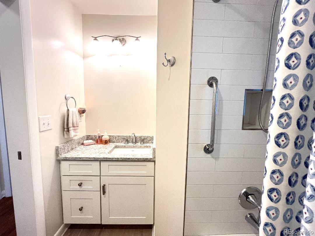 MLS Image #14 for 2285 s knox court,denver, Colorado