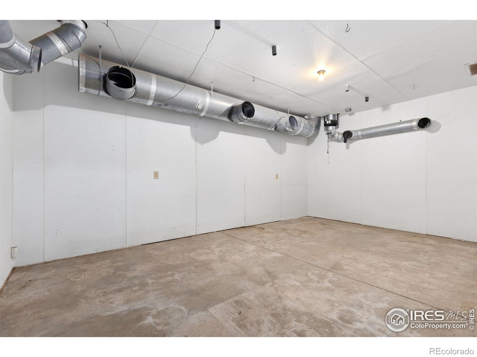 MLS Image #25 for 18674  county road 3 ,berthoud, Colorado