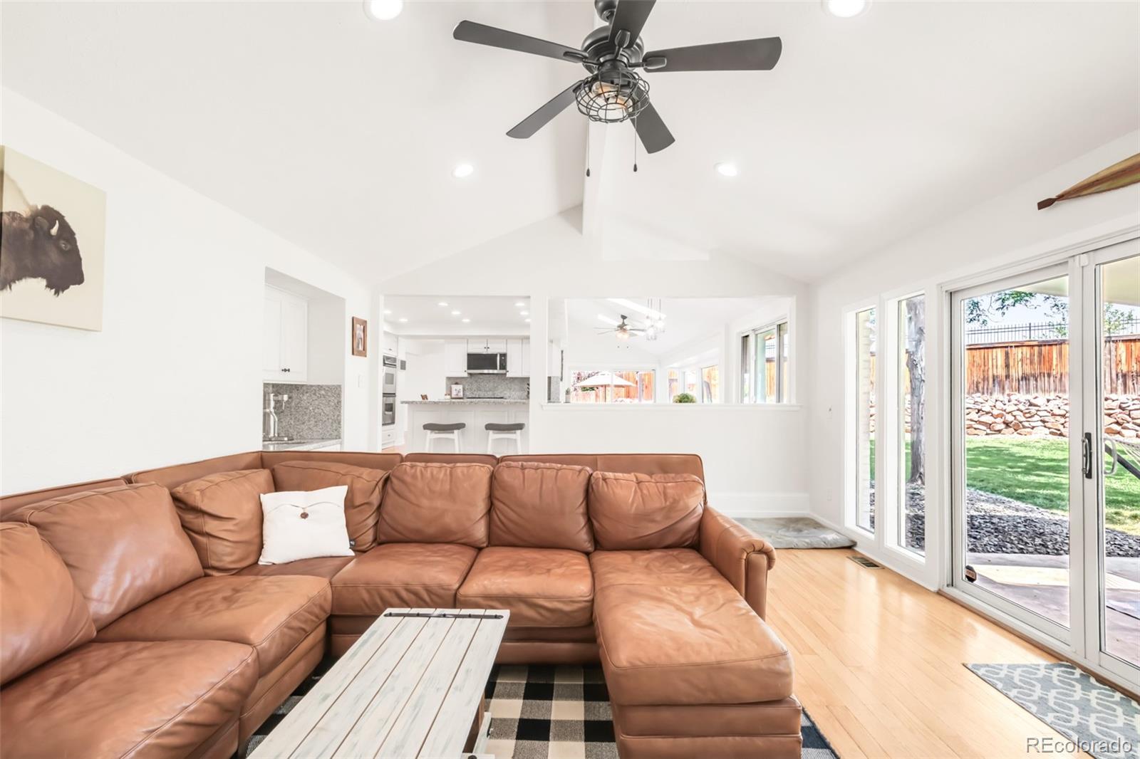 MLS Image #16 for 4323 e links parkway,centennial, Colorado