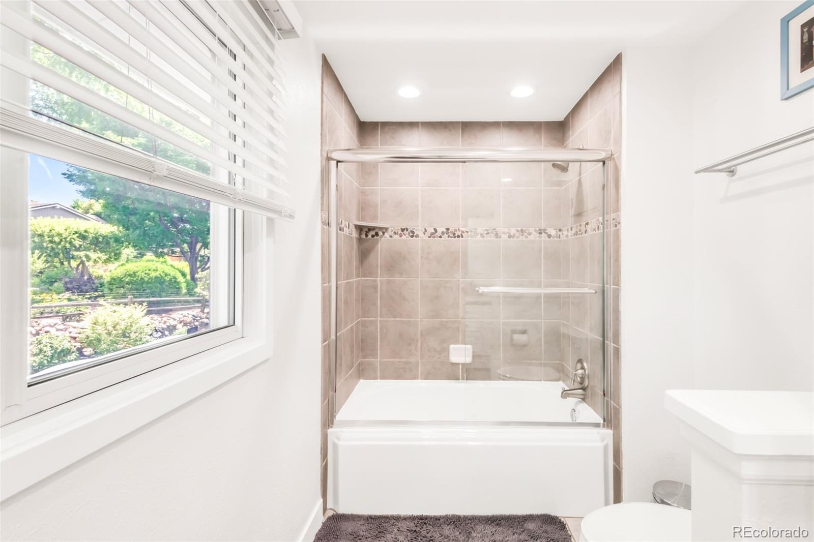 MLS Image #26 for 4323 e links parkway,centennial, Colorado