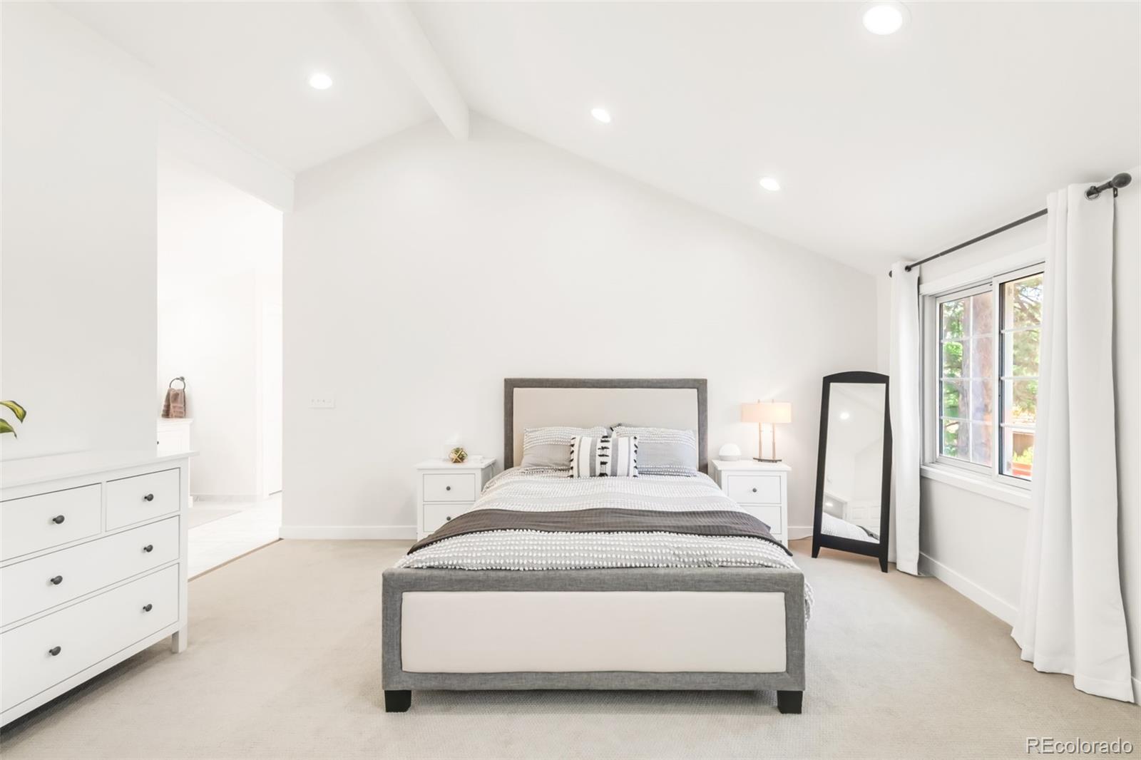 MLS Image #27 for 4323 e links parkway,centennial, Colorado