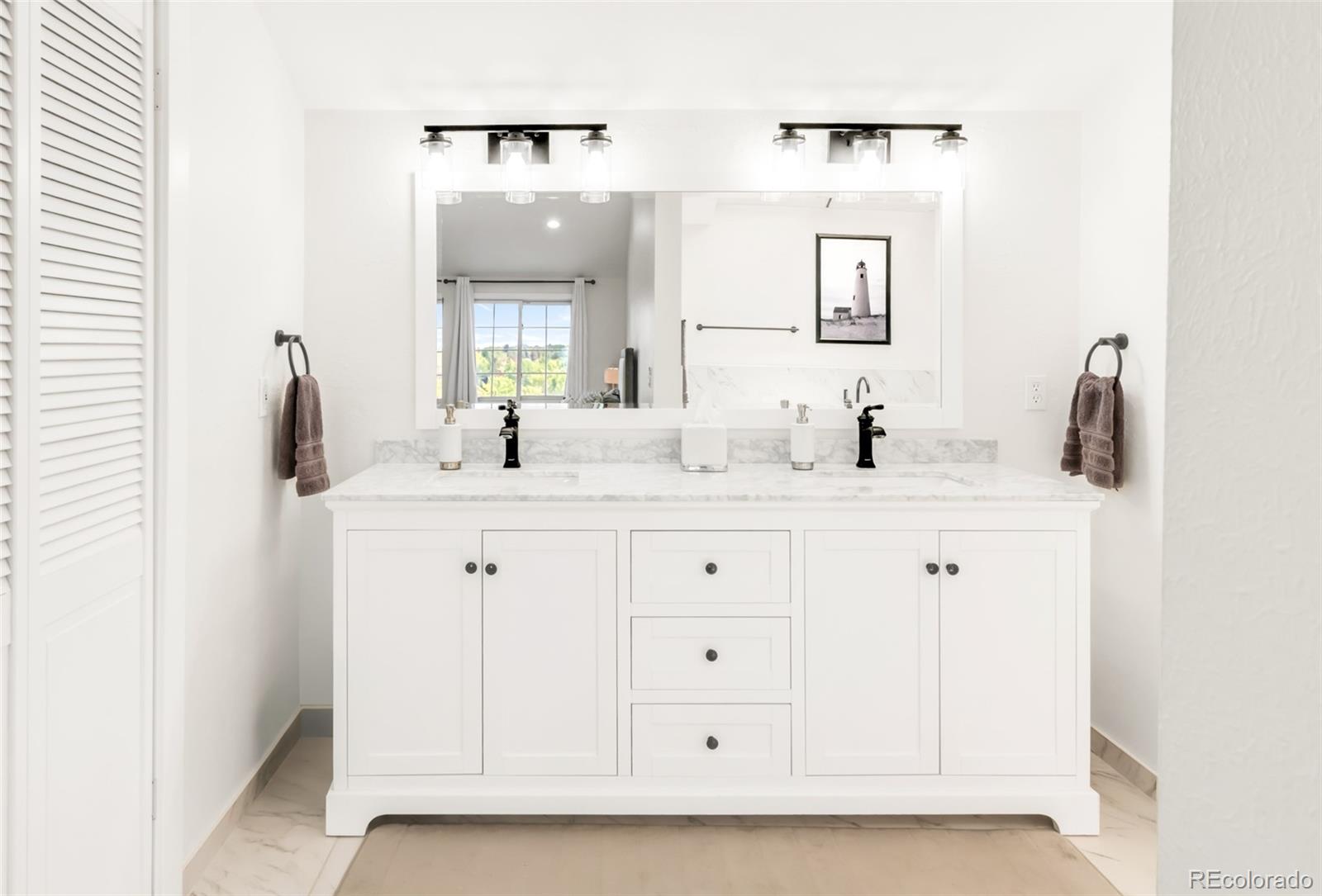 MLS Image #31 for 4323 e links parkway,centennial, Colorado