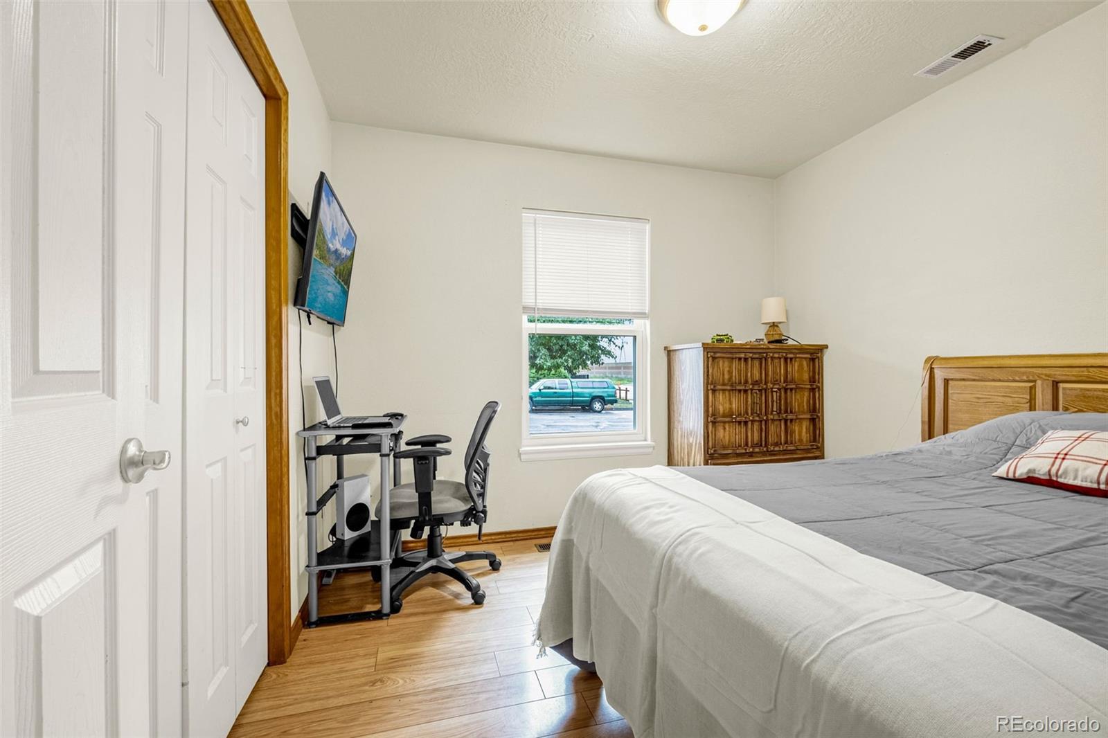 MLS Image #6 for 2590  faulkner drive,colorado springs, Colorado