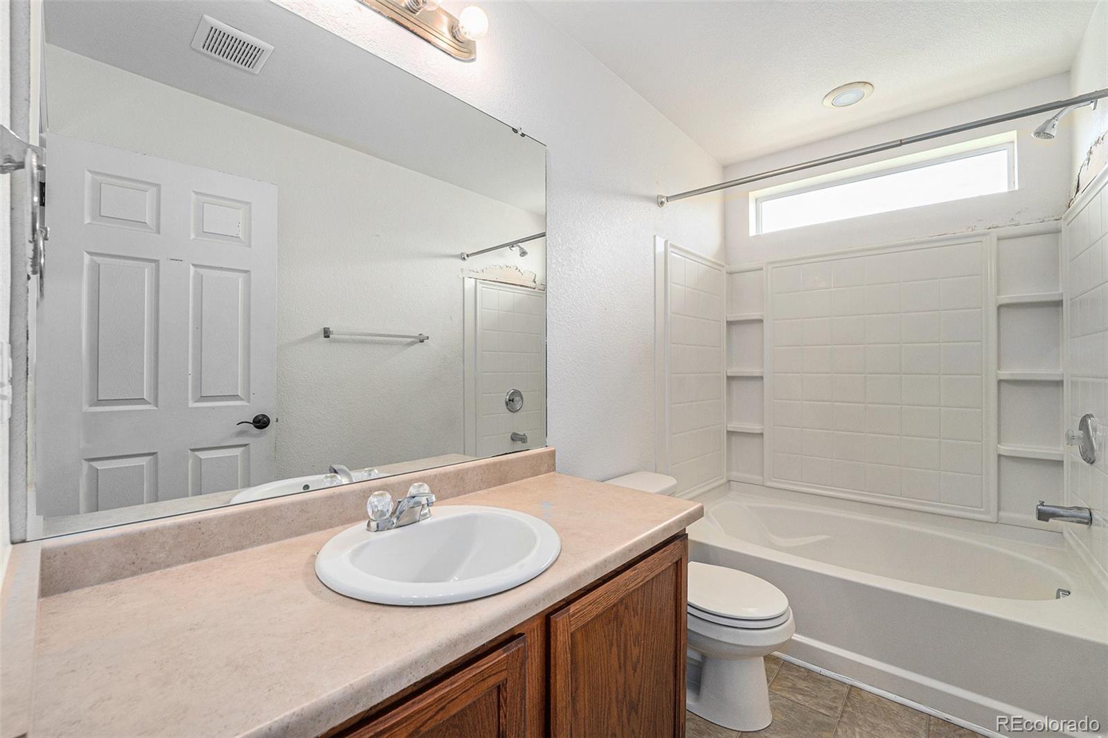 MLS Image #12 for 5572  killarney street,denver, Colorado