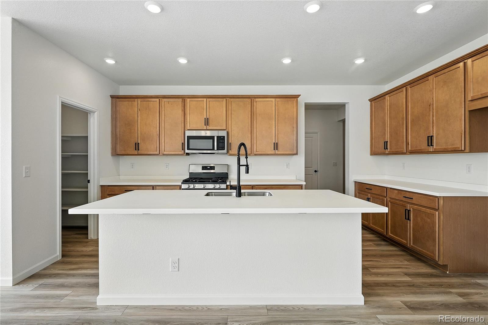 MLS Image #2 for 3379 n denali street,aurora, Colorado