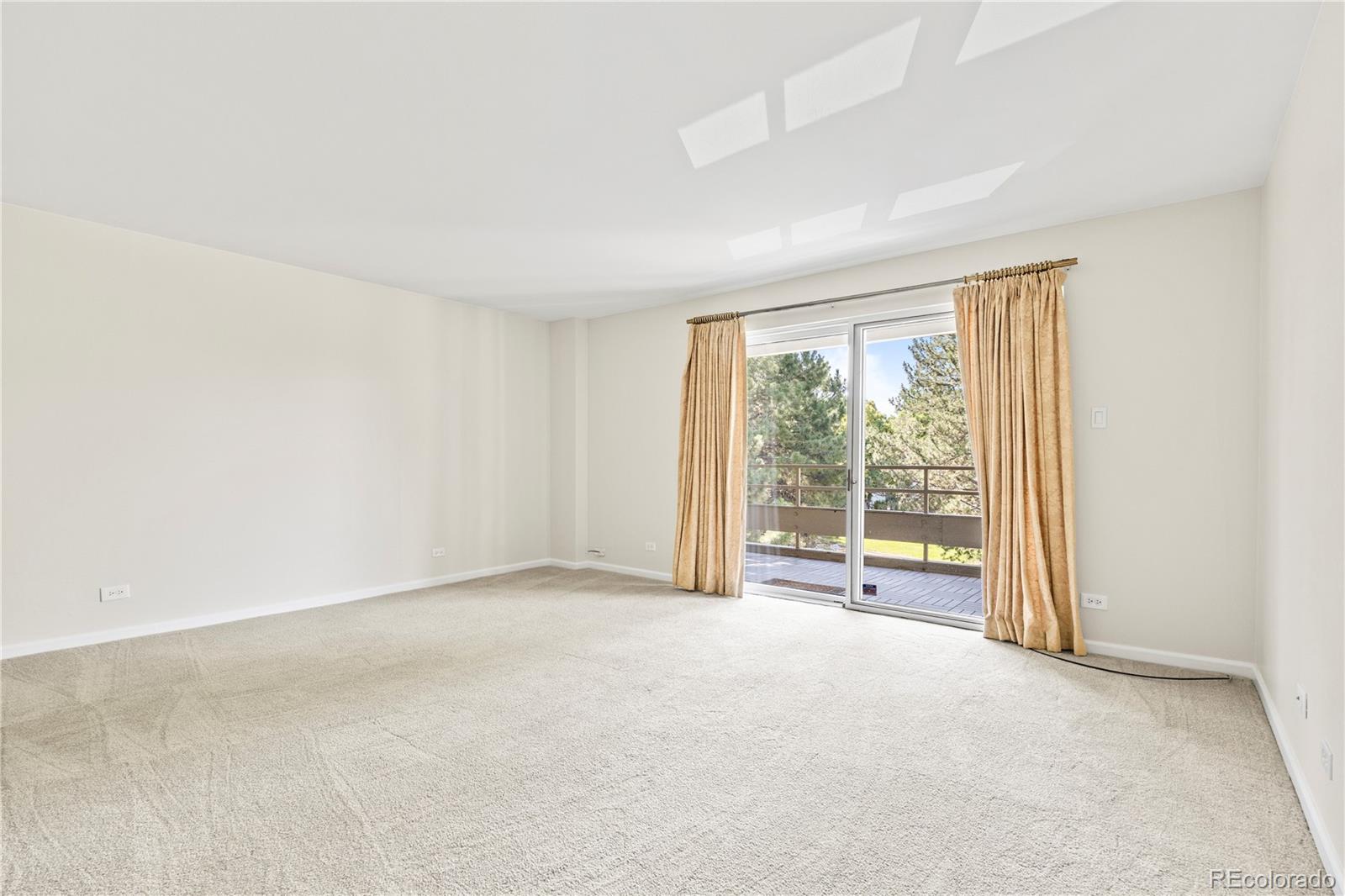 MLS Image #22 for 4605 s yosemite street 301,denver, Colorado