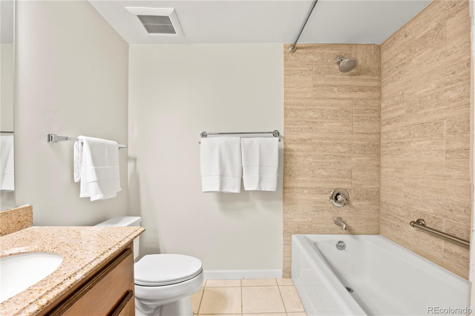 MLS Image #36 for 4605 s yosemite street 301,denver, Colorado