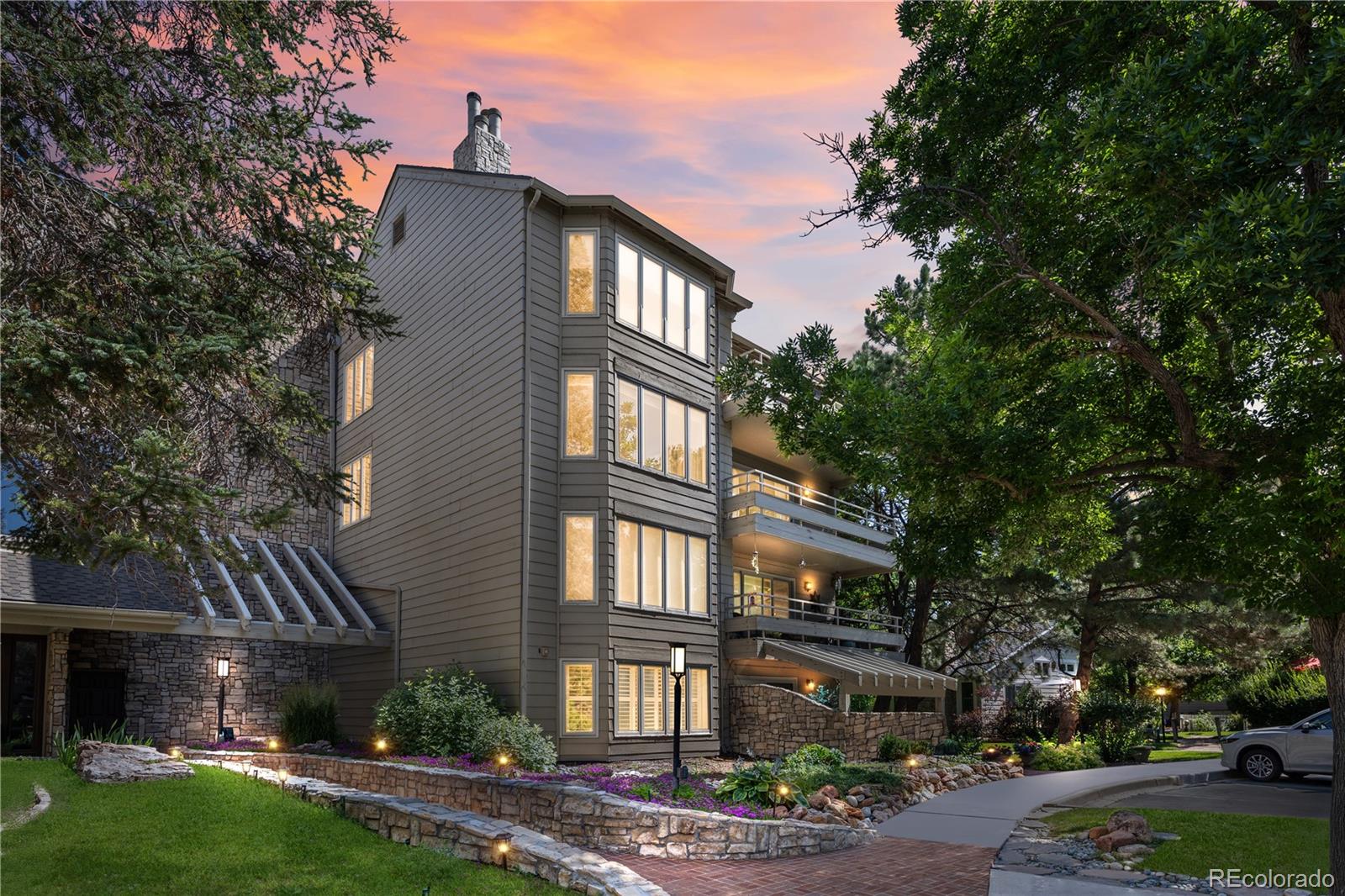 MLS Image #4 for 4605 s yosemite street 301,denver, Colorado