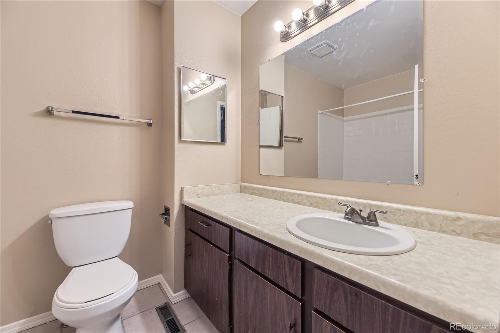 MLS Image #12 for 15650 e mexico avenue,aurora, Colorado