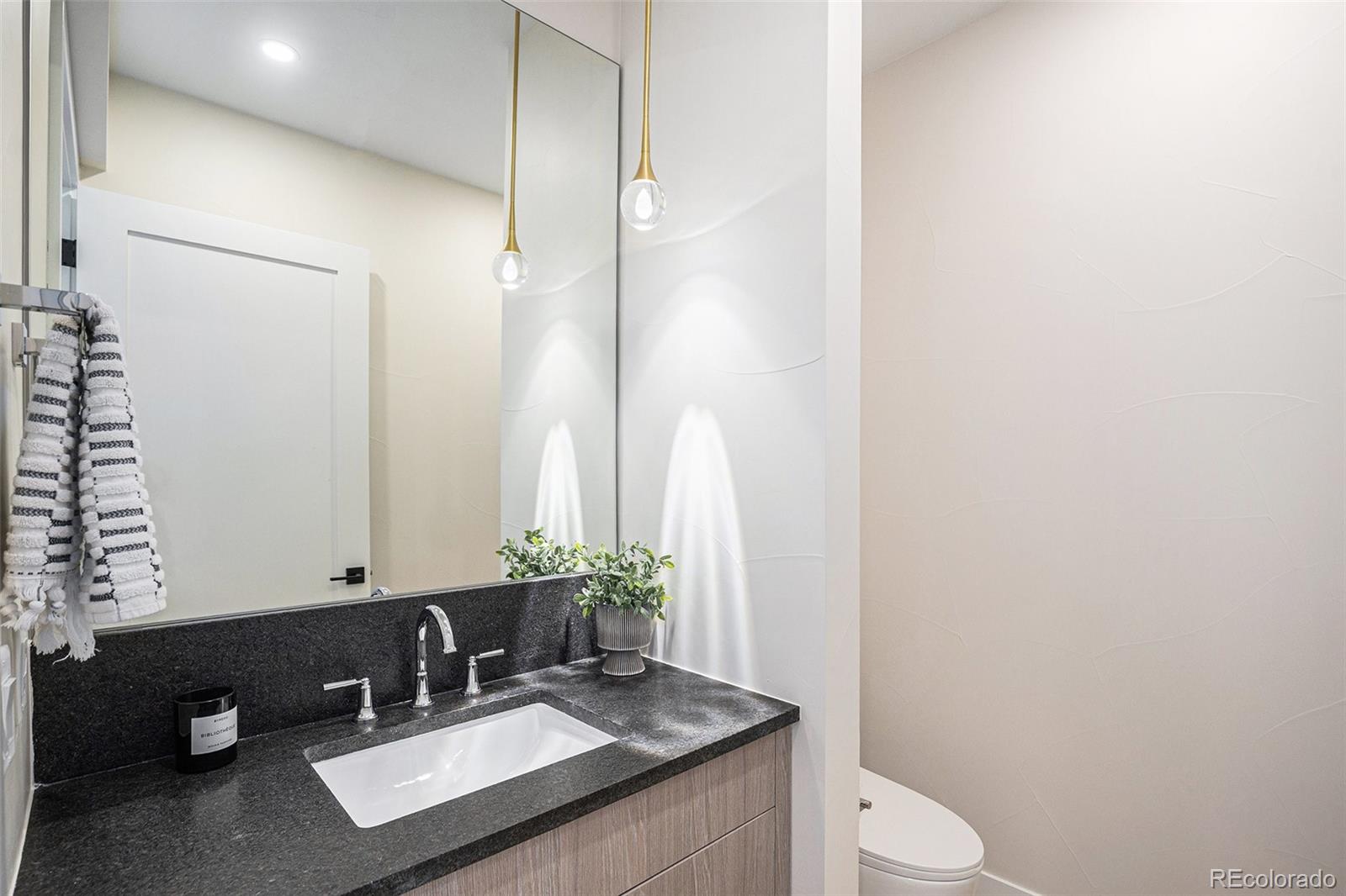 MLS Image #16 for 127 s humboldt street,denver, Colorado