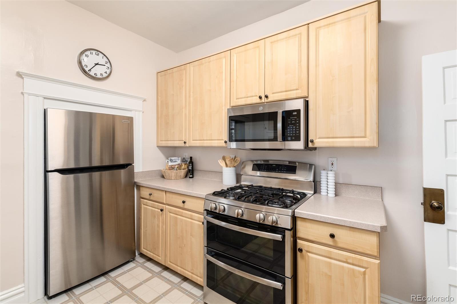 MLS Image #21 for 1308  york street,denver, Colorado